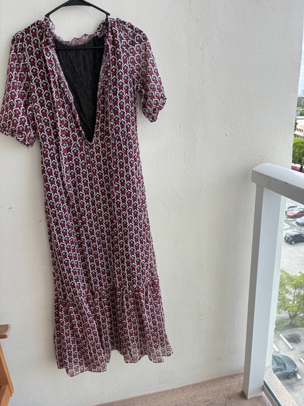 Pre-love Women’s Burgundy Patterned V-Neck Midi Dress